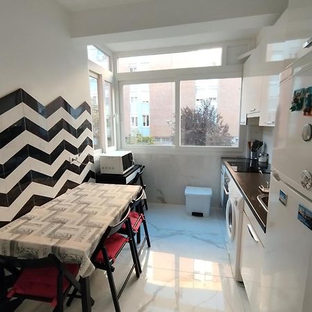 Apartamento Luminoso Y Nuevo En Madrid Rio Екстериор снимка