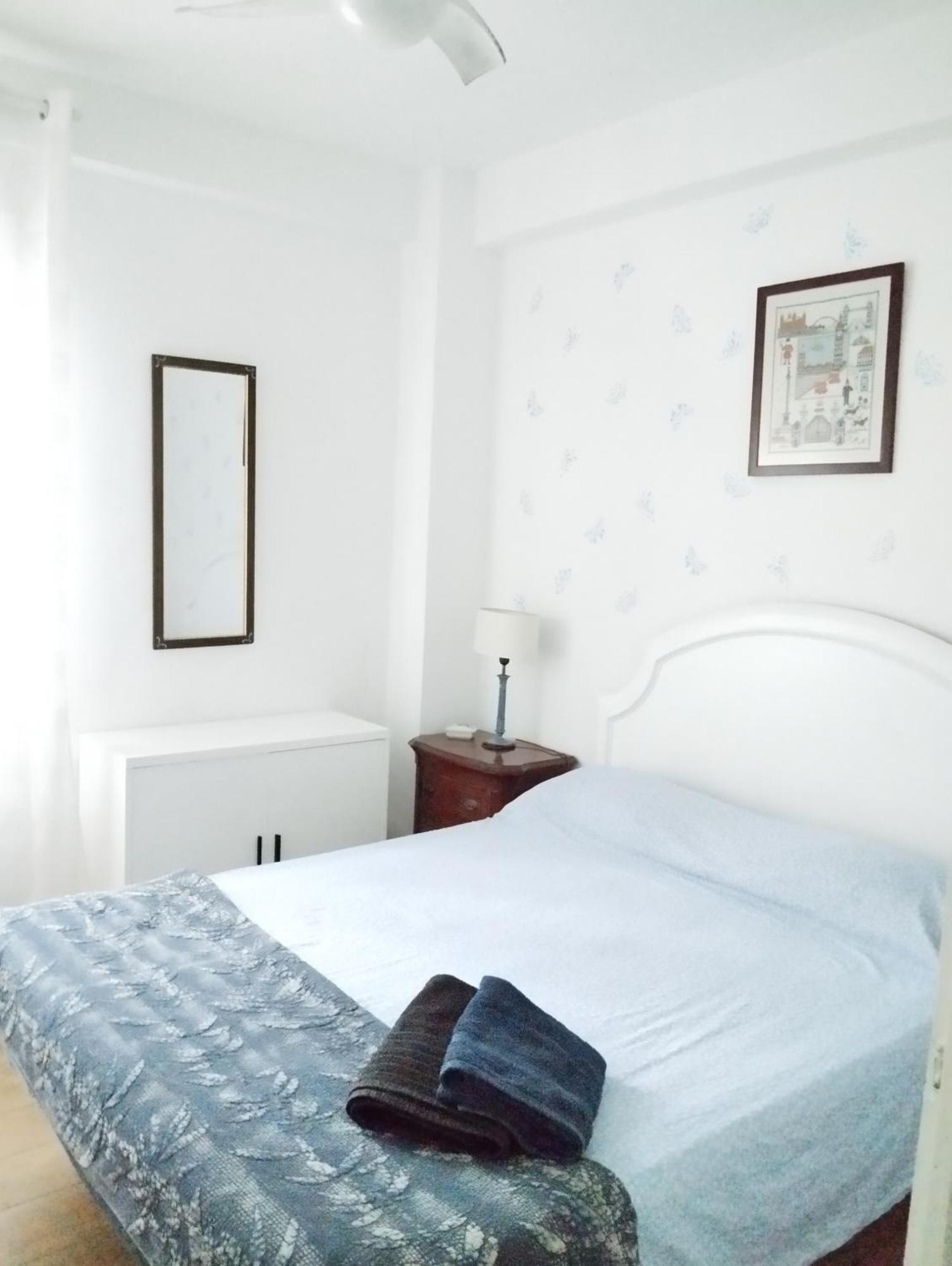 Apartamento Luminoso Y Nuevo En Madrid Rio Екстериор снимка